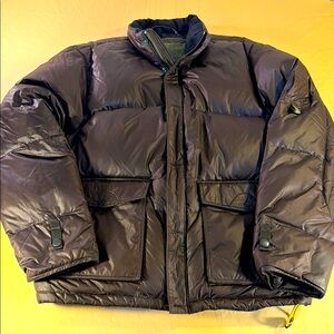 Men’s gap puffer style jacket, full zip dark brown